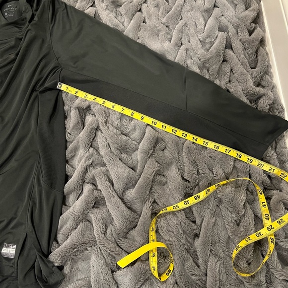 Nike Dri-Fit large dark gray long sleeve hoodie pullover - Picture 12 of 13